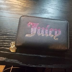 Juicy Couture Be Classic II Multicompartment Bifold Wallet